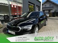 Skoda Octavia, Combi Style Vorb VZE Digi elektr Heckkl BlindSpot vo hi LichtAssist SpurAssist Connect Sunset 4xEFH Ladeboden beheiz Frontscheibe Armlehne Metallic, Jahr 2024 - Beilngries