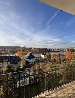 Koblenz-Pfaffendorf: Charmante Altbauwohnung mit Panoramablick auf den Rhein - Koblenz
