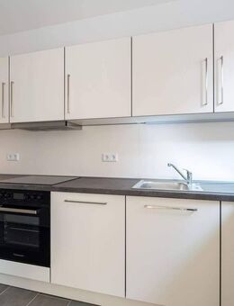 Neues Jahr - Neues Haus - EBK, Fußbodenheizung, Gäste-WC,.....Besichtigung Samstag, 03.01. um 13:15 Uhr / Treff: Ahornweg 2 / - Beelitz