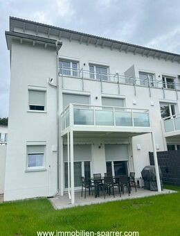 Zentral gelegene 2-Zimmer-Neubauwohnung mit Terrasse in Kemnath - Kemnath