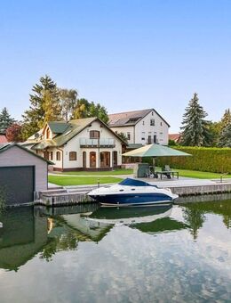 Sensationelles Anwesen mit Bootshaus am Wasser (ca. 35 m Uferfront) und hochkarätiger Ausstattung - Ketzin (Havel)