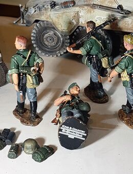 Konvolut 4 Figuren - Soldaten German II WK von King & Country Wehrmacht / Großdeutschland passend zu Mebanol Modellen Maßstab 1:25, - Bovenden