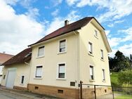 Viel Platz + Ausbau- u. Verwirklichungspotential - 2-Familienhaus mit Garage, Schopfgebäude, Garten - Kuppenheim