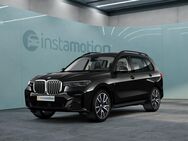 BMW X7, xDrive40d M Sport Laser DAProf PA 22, Jahr 2021 - München