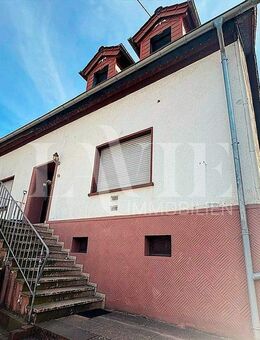 Kapitalanleger aufgepasst: Zweifamilienhaus in St. Wendel - Freisen - Freisen