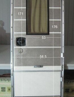 Hymer Wohnmobil Aufbautür 171 x 53 mit Rahmen und Schlüssel gebra - Schotten Zentrum