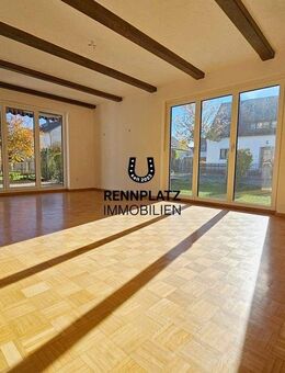 Sanierte Maisonette-Wohnung mit 4,5 Zimmer und Garten in Regensburg-Schwabelweis. Frei. - Regensburg