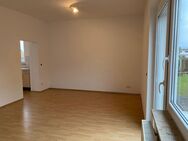 Freundliche 3-Zimmer-Wohnung | Balkon | Parken - Vilseck