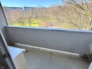 ==3.Zimmer-Wohnung mit Balkon in ruhiger Lage== - Gera