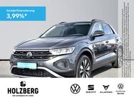 VW T-Roc, 1.0 TSI Move, Jahr 2023 - Braunschweig