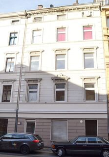 IMWRC – Solides, denkmalgeschütztes 5-Familienhaus in Wuppertal-Elberfeld!