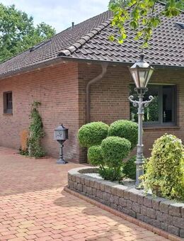 Stilvolles Einfamilienhaus mit modernem Charakter in Bockhorn-Osterforde - Bockhorn (Niedersachsen)
