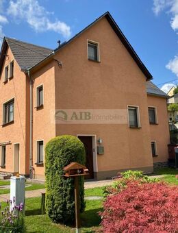 Modernes und kompaktes Einfamilienhaus mit Garage und Solaranlage ***bezugsfertig*** - Lengefeld Zentrum