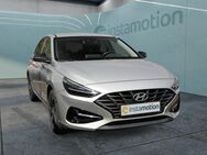 Hyundai i30, Intro Edition, Jahr 2020 - München