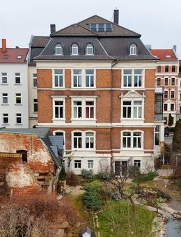 Historisches Juwel in Gohlis-Süd: Denkmalgeschützte Villa von 1894 mit großem Entwicklungspotenzial - Leipzig