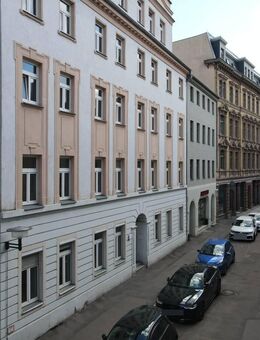 Eigennutzer aufgepasst! Zentrale 2 Raum Wohnung mit Terrasse! - Halle (Saale)