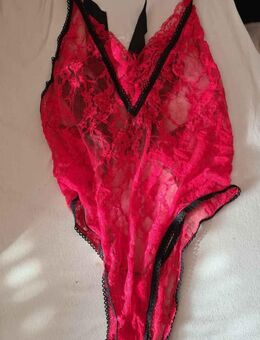 Sexy Damen body rot Spitze Schleife Gr. 38 Dessous - Hasselroth