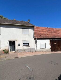 Haus mit 2 Wohnungen und Scheune - Ruppertsecken