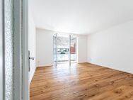 Modernisierte Wohnung mit Balkon und kleiner Terrasse nahe Alsterlauf! - Hamburg