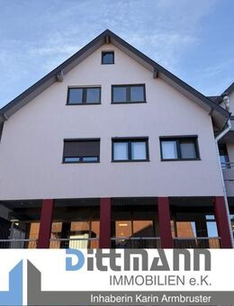 Geräumige 1,5 -Zi Wohnung im Zentrum von Bisingen - Bisingen