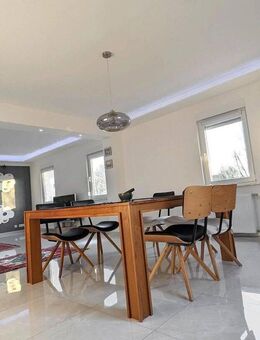 Provisionsfreie Maisonette-Wohnung | Penthouse Feeling | Französischer Balkon - Benningen (Neckar)