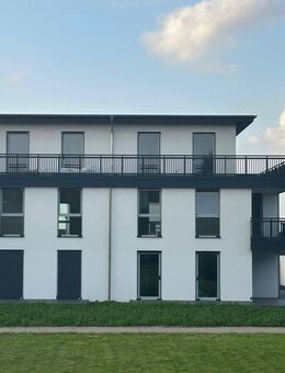 Exklusive Doppelhaushälfte zu vermieten. Erstbezug. - Kirchlengern