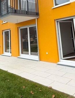 Einzug ab 1.1.2026: Moderne Neubau-Terrassenwohnung mit EBK - Erding