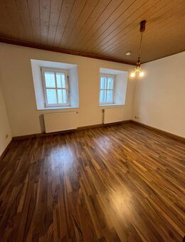 Schnuckeliges Reihenmittelhaus in zentraler Lage von Tirschenreuth - Tirschenreuth