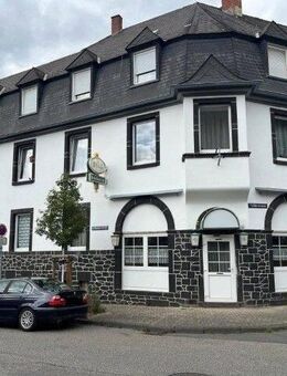 Kapitalanlage! Mehrfamilienhaus mit Gewerbeeinheit, 2 Wohneinheiten, Terrasse, Balkon und Gartenanteil in Mayen - Mayen
