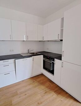 OPTIMAL GESCHNITTEN // Großzügige 3-Raum-Wohnung mit 109 m² Wohnfläche // 2 BALKONE & barrierefrei - Leipzig