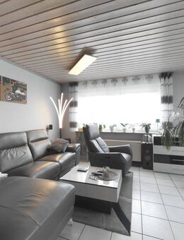Charmante 4-Zimmer-Etagenwohnung mit Balkon & Aufzug - gepflegt & gehoben - in beliebter Wohnlage! - Mühlacker