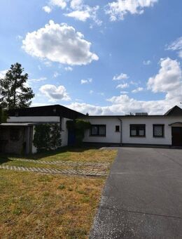 Für Alle mit viel Platzbedarf- Wohnhaus und Gewerbeflächen - Strausberg
