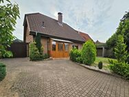 Neuer Preis! Charmantes Familienhaus mit Platz für Büro oder Einlieger! - Mölln (Schleswig-Holstein)