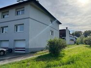 Freistehendes Zweifamilienhaus mit einem kleinen Häuschen und Garten in Pfinztal - Kleinsteinbach - Pfinztal