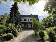 Spektakulär ! Herrschaftliche Stadtvilla in traumhafter Parkanlage , Nähe Schloss Rheydt ! - Mönchengladbach
