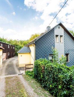 Einfamilienhaus mit Nebengelass und Schuppen in ruhiger Lage von Rabenau - Rabenau (Sachsen)