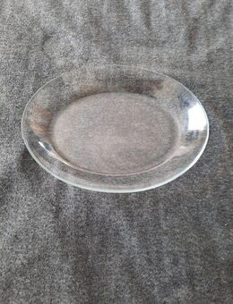 Glasschale mit Rand - Essen