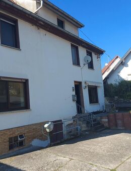 Top-Gelegenheit! Einfamilienhaus mit Nebengebäude und Garage in Schloßböckelheim zu verkaufen - Schloßböckelheim