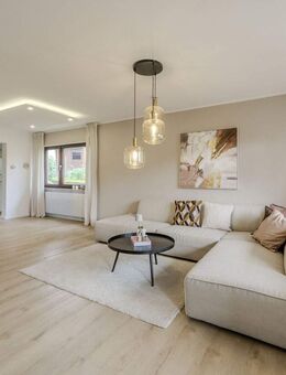 Einziehen und Wohlfühlen: Top gepflegtes Reiheneckhaus mit Garage und Ausbaupotenzial unterm Dach - Steinheim (Murr)