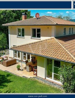 Wohnen wo andere Urlaub machen - mediterrane Villa mit Weitblick - Kelkheim (Taunus)