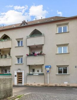Helle 3-Zimmer-Wohnung mit Loggia in denkmalgeschützter Hofanlage von Köln-Mauenheim - Köln