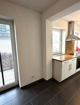 3-Zimmer-Wohnung mit überdachtem Balkon im 1. Obergeschoss / Einbauküche / Tiefgaragenstellplatz - Schweich