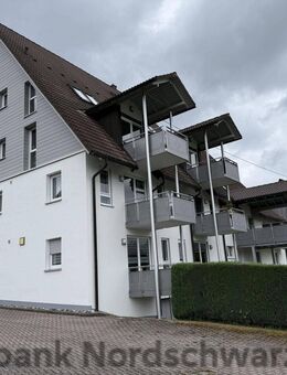 Außergewöhnliche Kapitalanlage im Grünen - Gepfl. DHH mit 5 Wohneinheiten in Freudenstadt-Igelsberg - Freudenstadt