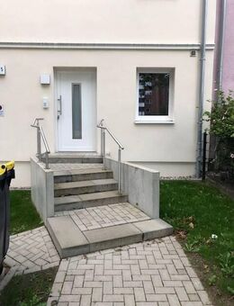 Tolle Singlewohnung mit Terrasse - Lübeck