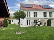 Traumhaft! 5-Zimmer-Doppelhaushälfte - Baujahr 2022 - 500m² Grundstück - Brunnthal