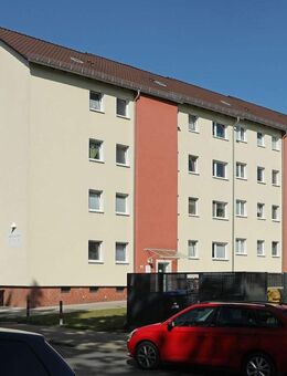 3-Zimmer-Wohnung mit Loggia // 2.OG rechts - Wolfsburg