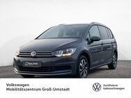 VW Touran, 2.0 TDI Active, Jahr 2022 - Groß Umstadt