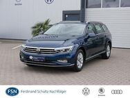 VW Passat Variant, 2.0 TDI Elegance IQ LIGHT, Jahr 2022 - Rostock