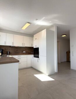 Großzügiges Wohnen mit neuwertiger Ausstattung - Tuningen