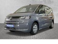 VW T7 Multivan, 1.5 TSI Multivan Basis, Jahr 2022 - Oldenburg